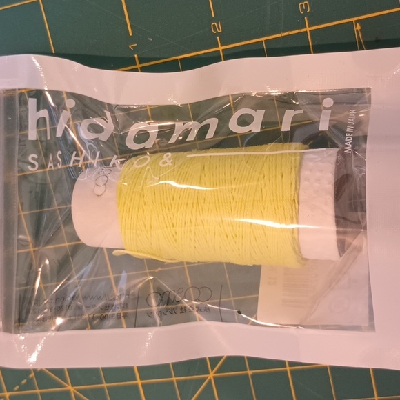 20 Hidamari SASHIKO Thread Spools Solid Colorway Lecien Cosmo - Picture 7 of 10